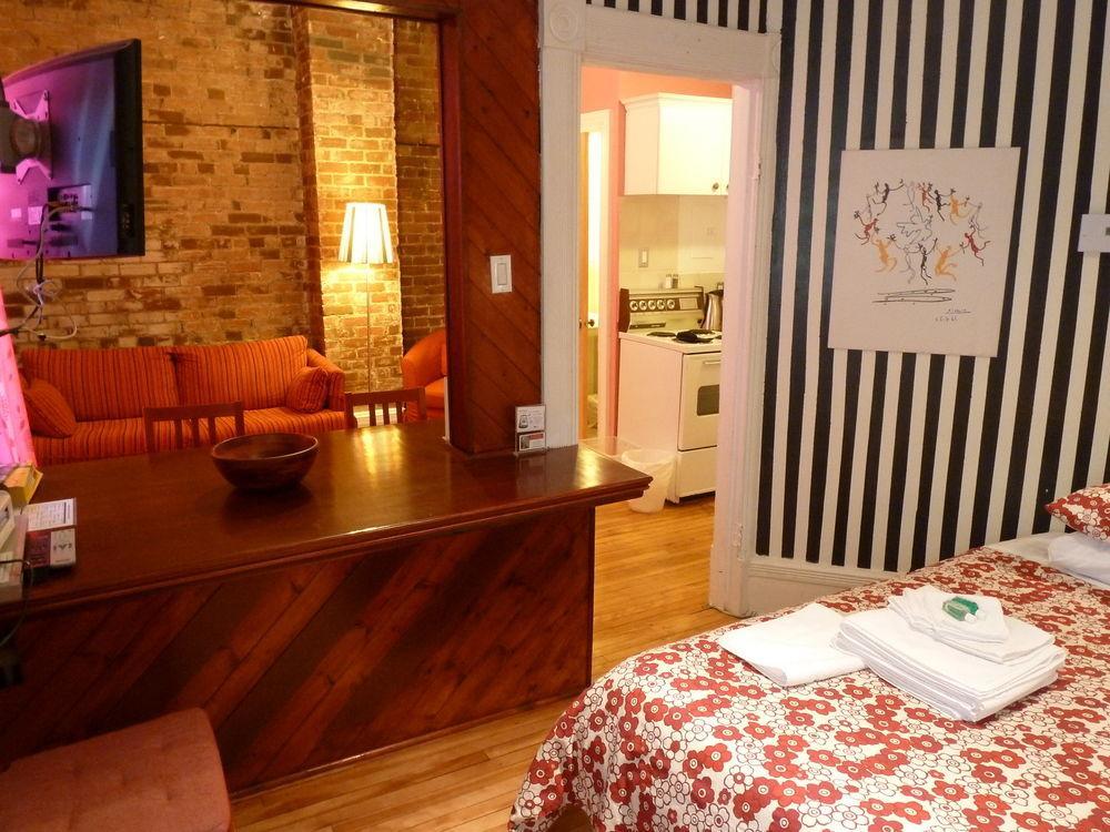 Gite University Bed And Breakfast Montréal Eksteriør billede